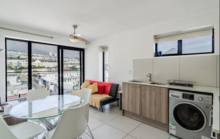 2 Bedroom Property for Sale in Zonnebloem Western Cape